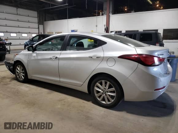 2015 Hyundai Elantra Limited с VIN 5NPDH4AE7FH590155, выставлен на аукционе Copart как лот 82179355 с пробегом 124 772 миль миль и Списание • Salvage title. История ставок и продаж доступна на DreamBid. Изображение 2.