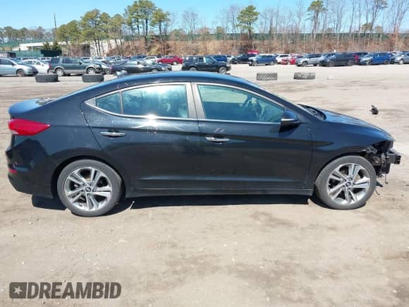 2017 Hyundai Elantra Limited с VIN KMHD84LF5HU354985, выставлен на аукционе IAAI как лот 41893912 с пробегом 74 911 миль миль и . История ставок и продаж доступна на DreamBid. Изображение 13.