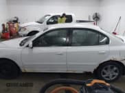 ✅ 2005 Hyundai Elantra GLS • VIN: KMHDN46D45U985676 • Lot: 41274988. Wystawiony na IAAI z przebiegiem 183 379 mil. Bezpłatny archiwum sprzedaży aukcyjnych z USA i szczegółowy raport historii pojazdu na DreamBid. Zdjęcie 15.