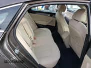 ✅ 2017 Hyundai Sonata SE • VIN: 5NPE24AF2HH551264 • Лот: 41716123. Опубликован ранее на Copart с пробегом 58 205 миль. Бесплатный доступ к архиву аукционных продаж из США и подробный отчёт об истории автомобиля на DreamBid. Изображение 10.