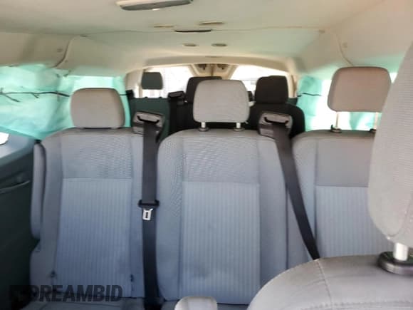 ✅ 2017 Ford Transit XL • VIN: 1FMZK1ZM3HKA67295 • Lot: 85893285. Wystawiony na Copart z przebiegiem 94 581 mil. Bezpłatny archiwum sprzedaży aukcyjnych z USA i szczegółowy raport historii pojazdu na DreamBid. Zdjęcie 10.