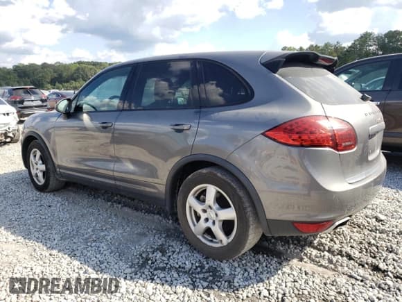 ✅ 2011 Porsche Cayenne S • VIN: WP1AB2A20BLA55333 • Lot: 72448704. Listed on Copart with 90,315 mi. Free auction sales archive from the USA and detailed vehicle history report at DreamBid. Image 2.