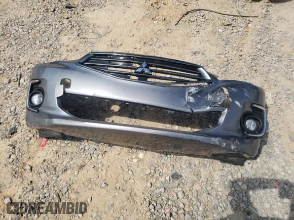 ✅ 2017 Mitsubishi Mirage SE • VIN: ML32F4FJ6HHF14825 • Lot: 71967735. Listed on Copart with 36,875 mi. Free auction sales archive from the USA and detailed vehicle history report at DreamBid. Image 12.