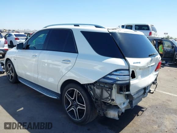 ✅ 2018 Mercedes-Benz GLE 43 AMG • VIN: 4JGDA6EB5JA998357 • Lot: 42239740. Wystawiony na IAAI z przebiegiem 102 758 mil. Bezpłatny archiwum sprzedaży aukcyjnych z USA i szczegółowy raport historii pojazdu na DreamBid. Zdjęcie 3.