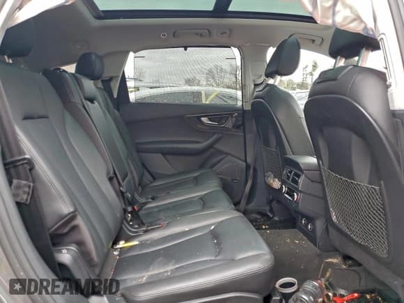 ✅ 2019 Audi Q7 Prestige • VIN: WA1VAAF74KD002398 • Лот: 94056825. Опубликован ранее на Copart с пробегом 44 825 миль. Бесплатный доступ к архиву аукционных продаж из США и подробный отчёт об истории автомобиля на DreamBid. Изображение 11.