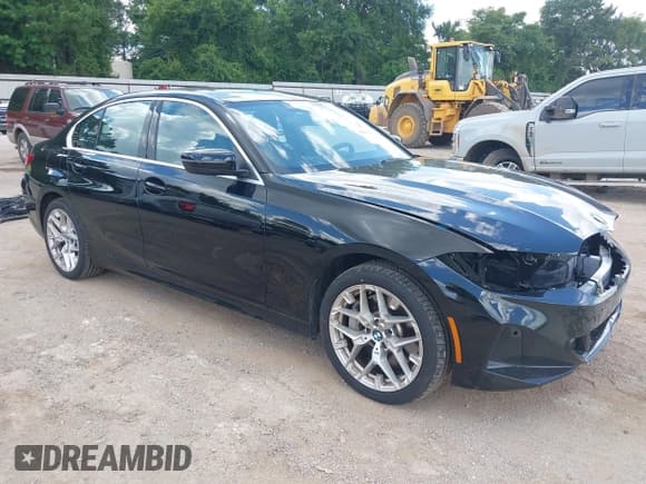✅ 2025 BMW 3 Series 330i xDrive • VIN: 3MW89CW09S8E99467 • Lot: 42555378. Wystawiony na IAAI z przebiegiem 16 290 mil. Bezpłatny archiwum sprzedaży aukcyjnych z USA i szczegółowy raport historii pojazdu na DreamBid. Zdjęcie 1.