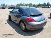 ✅ 2016 Volkswagen Beetle SE • VIN: 3VWJ17AT2GM608058 • Lot: 42397158. Wystawiony na IAAI z przebiegiem 50 351 mil. Bezpłatny archiwum sprzedaży aukcyjnych z USA i szczegółowy raport historii pojazdu na DreamBid. Zdjęcie 3.