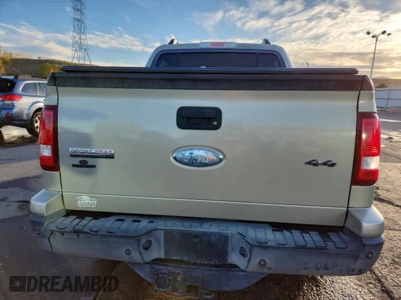 ✅ 2007 Ford Explorer Sport Trac XLT • VIN: 1FMEU518X7UB06157 • Lot: 87314875. Listed on Copart with 140,941 mi. Free auction sales archive from the USA and detailed vehicle history report at DreamBid. Image 6.