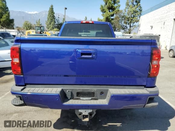 ✅ 2015 Chevrolet Silverado 2500HD Work Truck • VIN: 1GC1KUE83FF187194 • Лот: 72278294. Опубликован ранее на Copart с пробегом 188 148 миль. Бесплатный доступ к архиву аукционных продаж из США и подробный отчёт об истории автомобиля на DreamBid. Изображение 6.
