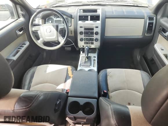 2010 Mercury Mariner Premier с VIN 4M2CN8H7XAKJ25120, выставлен на аукционе Copart как лот 89696605 с пробегом 202 807 миль миль и Списание • Salvage title. История ставок и продаж доступна на DreamBid. Изображение 8.