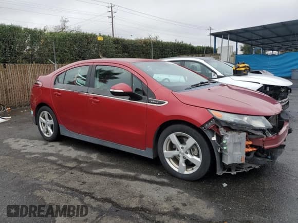 ✅ 2014 Chevrolet Volt • VIN: 1G1RE6E44EU170121 • Lot: 84915124. Wystawiony na Copart z przebiegiem 68 549 mil. Bezpłatny archiwum sprzedaży aukcyjnych z USA i szczegółowy raport historii pojazdu na DreamBid. Zdjęcie 4.