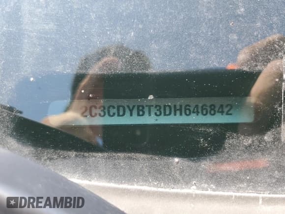 ✅ 2013 Dodge Challenger R/T Plus • VIN: 2C3CDYBT3DH646842 • Lot: 70435194. Wystawiony na Copart z przebiegiem 167 085 mil. Bezpłatny archiwum sprzedaży aukcyjnych z USA i szczegółowy raport historii pojazdu na DreamBid. Zdjęcie 12.