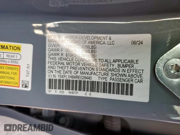 ✅ 2024 Honda Civic Sport Touring • VIN: 19XFL1H84RE028440 • Lot: 81028985. Listed on Copart with 25,416 mi. Free auction sales archive from the USA and detailed vehicle history report at DreamBid. Image 13.