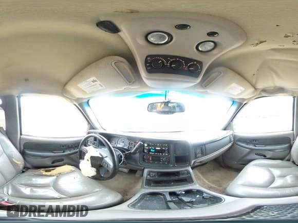 ✅ 2003 Chevrolet Suburban LT • VIN: 3GNEC16Z33G166383 • Лот: 89853475. Опубликован ранее на Copart с пробегом 319 644 миль. Бесплатный доступ к архиву аукционных продаж из США и подробный отчёт об истории автомобиля на DreamBid. Изображение 14.