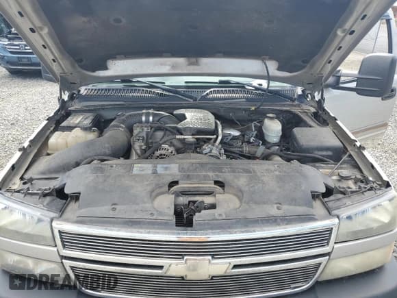 ✅ 2007 Chevrolet Silverado 2500HD LT3 • VIN: 1GCHK23D07F144372 • Lot: 67487224. Wystawiony na Copart z przebiegiem 317 082 mil. Bezpłatny archiwum sprzedaży aukcyjnych z USA i szczegółowy raport historii pojazdu na DreamBid. Zdjęcie 11.