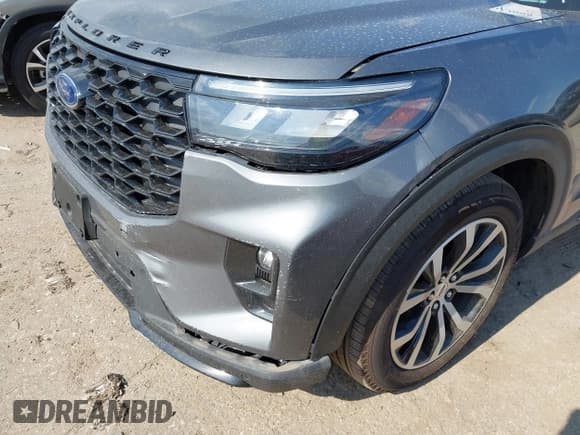 ✅ 2025 Ford Explorer ST-Line • VIN: 1FMUK7KH7SGB35957 • Lot: 43013098. Wystawiony na IAAI z przebiegiem 2 168 mil. Bezpłatny archiwum sprzedaży aukcyjnych z USA i szczegółowy raport historii pojazdu na DreamBid. Zdjęcie 6.