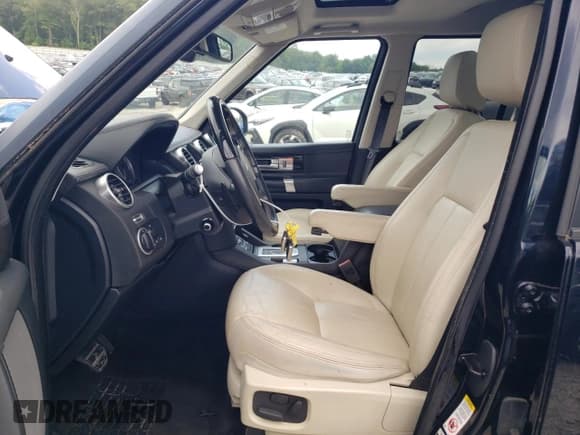 ✅ 2015 Land Rover LR4 Lux • VIN: SALAK2V6XFA767535 • Лот: 66884915. Опубликован ранее на Copart с пробегом 144 960 миль. Бесплатный доступ к архиву аукционных продаж из США и подробный отчёт об истории автомобиля на DreamBid. Изображение 7.