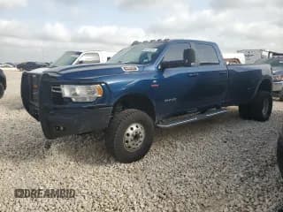 ✅ 2021 Ram 3500 Big Horn • VIN: 3C63RRHL6MG550527 • Лот: 64141074. Опубликован ранее на Copart с пробегом 177 049 миль. Бесплатный доступ к архиву аукционных продаж из США и подробный отчёт об истории автомобиля на DreamBid. Изображение 1.