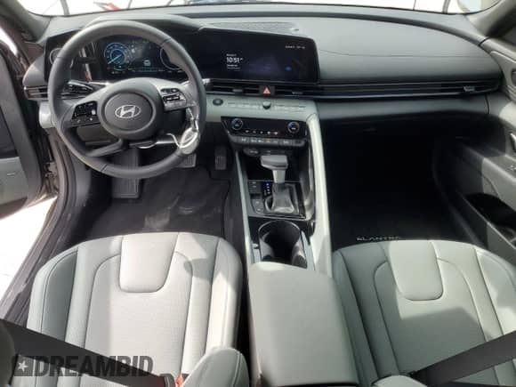 2025 Hyundai Elantra Limited с VIN KMHLN4DJ1SU162655, выставлен на аукционе Copart как лот 80559115 с пробегом 6 599 миль миль и Списание • Salvage title. История ставок и продаж доступна на DreamBid. Изображение 8.