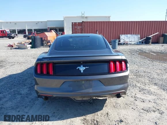 ✅ 2016 Ford Mustang V6 • VIN: 1FA6P8AM0G5210574 • Lot: 42259241. Listed on IAAI with 170,162 mi. Free auction sales archive from the USA and detailed vehicle history report at DreamBid. Image 17.