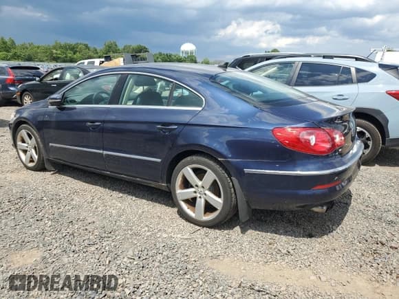 ✅ 2012 Volkswagen CC Lux Plus • VIN: WVWHP7AN8CE513747 • Lot: 61809995. Listed on Copart with 133,184 mi. Free auction sales archive from the USA and detailed vehicle history report at DreamBid. Image 2.