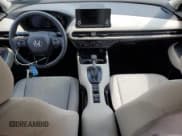 ✅ 2024 Honda HR-V LX • VIN: 3CZRZ2H32RM708620 • Lot: 64639675. Listed on Copart with 18,872 mi. Free auction sales archive from the USA and detailed vehicle history report at DreamBid. Image 8.