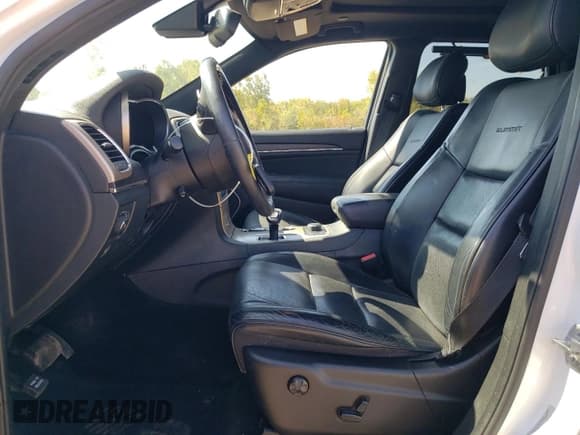 ✅ 2015 Jeep Grand Cherokee Summit • VIN: 1C4RJFJG1FC794744 • Lot: 81467795. Listed on Copart with 126,762 mi. Free auction sales archive from the USA and detailed vehicle history report at DreamBid. Image 7.
