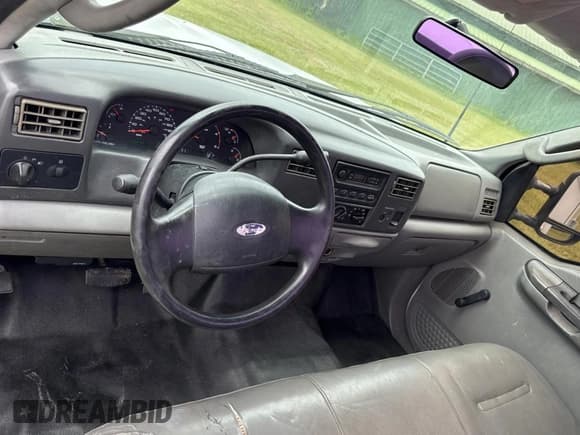 ✅ 2003 Ford F-550 • VIN: 1FDAF56F63EA32367 • Лот: 66155865. Опубликован ранее на Copart с пробегом 117 023 миль. Бесплатный доступ к архиву аукционных продаж из США и подробный отчёт об истории автомобиля на DreamBid. Изображение 9.