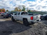 ✅ 2017 Chevrolet Silverado 1500 LT • VIN: 1GCVKREH3HZ375648 • Lot: 43584035. Wystawiony na IAAI z przebiegiem 68 146 mil. Bezpłatny archiwum sprzedaży aukcyjnych z USA i szczegółowy raport historii pojazdu na DreamBid. Zdjęcie 3.