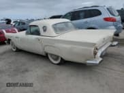 ✅ 1957 Ford Thunderbird • VIN: D7FH394065 • Лот: 76660654. Опубликован ранее на Copart с пробегом 85 758 миль. Бесплатный доступ к архиву аукционных продаж из США и подробный отчёт об истории автомобиля на DreamBid. Изображение 2.