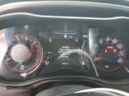 ✅ 2020 Dodge Challenger R/T 50th Anniversary • VIN: 2C3CDZBT1LH210608 • Lot: 64180975. Wystawiony na Copart z przebiegiem 28 120 mil. Bezpłatny archiwum sprzedaży aukcyjnych z USA i szczegółowy raport historii pojazdu na DreamBid. Zdjęcie 9.