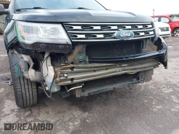 ✅ 2017 Ford Explorer • VIN: 1FM5K7B81HGC46985 • Лот: 42354823. Опубликован ранее на IAAI с пробегом 156 608 миль. Бесплатный доступ к архиву аукционных продаж из США и подробный отчёт об истории автомобиля на DreamBid. Изображение 6.