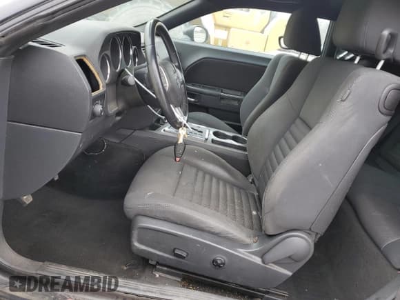 ✅ 2011 Dodge Challenger • VIN: 2B3CJ4DG7BH603889 • Lot: 86777314. Wystawiony na Copart z przebiegiem 158 661 mil. Bezpłatny archiwum sprzedaży aukcyjnych z USA i szczegółowy raport historii pojazdu na DreamBid. Zdjęcie 7.