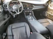 ✅ 2018 Alfa Romeo Giulia • VIN: ZARFAEBN2J7566012 • Лот: 90335785. Опубликован ранее на Copart с пробегом 54 022 миль. Бесплатный доступ к архиву аукционных продаж из США и подробный отчёт об истории автомобиля на DreamBid. Изображение 8.