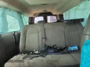 ✅ 2017 Chevrolet Express Passenger LT • VIN: 1GAZGMFG2H1303570 • Lot: 80862195. Wystawiony na Copart z przebiegiem 456 249 mil. Bezpłatny archiwum sprzedaży aukcyjnych z USA i szczegółowy raport historii pojazdu na DreamBid. Zdjęcie 10.