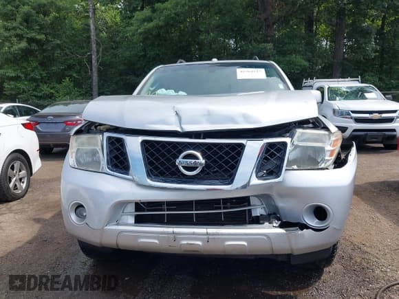 ✅ 2012 Nissan Pathfinder SV • VIN: 5N1AR1NB4CC635215 • Лот: 42764217. Опубликован ранее на IAAI с пробегом 162 899 миль. Бесплатный доступ к архиву аукционных продаж из США и подробный отчёт об истории автомобиля на DreamBid. Изображение 17.