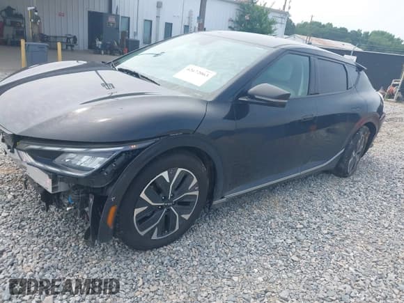 ✅ 2022 Kia EV6 Wind • VIN: KNDC3DLC8N5062497 • Lot: 42672063. Listed on IAAI with 40,350 mi. Free auction sales archive from the USA and detailed vehicle history report at DreamBid. Image 2.