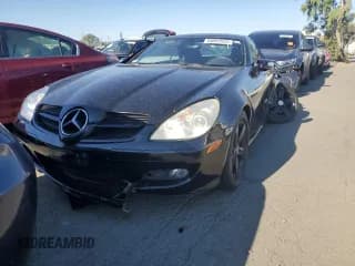✅ 2006 Mercedes-Benz SLK 280 • VIN: WDBWK54F86F093841 • Лот: 69092934. Опубликован ранее на Copart с пробегом 161 183 миль. Бесплатный доступ к архиву аукционных продаж из США и подробный отчёт об истории автомобиля на DreamBid. Изображение 5.