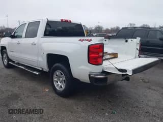 ✅ 2018 Chevrolet Silverado 1500 LT • VIN: 3GCUKREC8JG528532 • Lot: 40901146. Wystawiony na IAAI z przebiegiem 131 779 mil. Bezpłatny archiwum sprzedaży aukcyjnych z USA i szczegółowy raport historii pojazdu na DreamBid. Zdjęcie 3.
