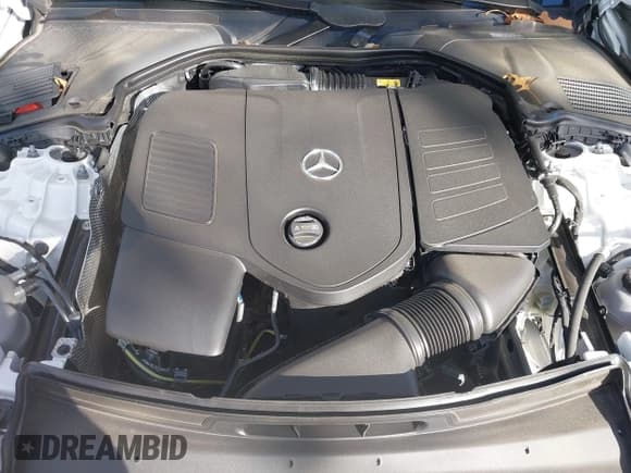 ✅ 2025 Mercedes-Benz C 300 • VIN: W1KAF4HB6SR241307 • Lot: 43523125. Wystawiony na IAAI z przebiegiem 3 069 mil. Bezpłatny archiwum sprzedaży aukcyjnych z USA i szczegółowy raport historii pojazdu na DreamBid. Zdjęcie 10.