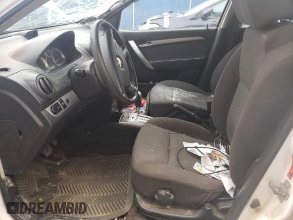 2009 Chevrolet Aveo z VIN KL1TX55E09B379634, wystawiony jako Copart lot #81032184 z przebiegiem 297 395 mil mil oraz Szkoda całkowita • Salvage title. Historia ofert i sprzedaży dostępna na DreamBid. Obrazek 7.