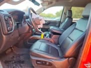 ✅ 2021 Chevrolet Silverado 1500 RST • VIN: 3GCUYEED7MG334370 • Lot: 82271005. Wystawiony na Copart z przebiegiem 85 017 mil. Bezpłatny archiwum sprzedaży aukcyjnych z USA i szczegółowy raport historii pojazdu na DreamBid. Zdjęcie 7.