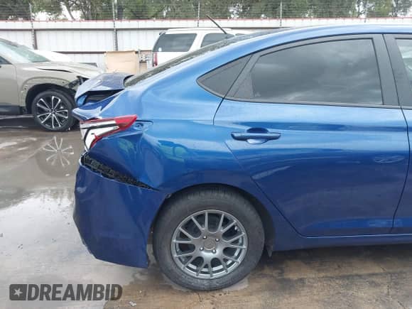 2019 Hyundai Accent SE with VIN 3KPC24A33KE069170, listed as a IAAI auction lot 42989470 with 48,437 mi miles and . Bid and sale history available at DreamBid. Image 19.