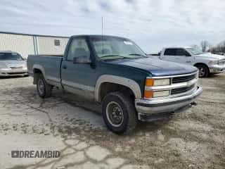 1998 Chevrolet Silverado 2500 с VIN 1GCGK24R3WZ246526, выставлен на аукционе Copart как лот 46425745 с пробегом 293 226 миль миль и Списание • Salvage title. История ставок и продаж доступна на DreamBid. Изображение 4.