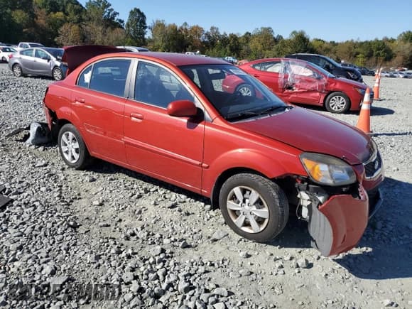 ✅ 2011 Kia Rio LX • VIN: KNADH4A38B6709010 • Lot: 86990075. Wystawiony na Copart z przebiegiem 55 480 mil. Bezpłatny archiwum sprzedaży aukcyjnych z USA i szczegółowy raport historii pojazdu na DreamBid. Zdjęcie 4.