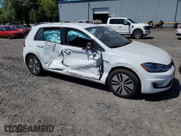 ✅ 2019 Volkswagen Golf SEL Premium • VIN: WVWPR7AU7KW919427 • Lot: 65841845. Listed on Copart with 21,317 mi. Free auction sales archive from the USA and detailed vehicle history report at DreamBid. Image 4.