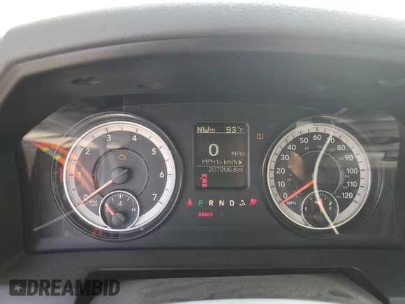 2016 Ram 1500 Express with VIN 1C6RR7FG9GS395912, listed as a Copart auction lot 71468455 with 207,206 mi miles and Clean title. Bid and sale history available at DreamBid. Image 9.