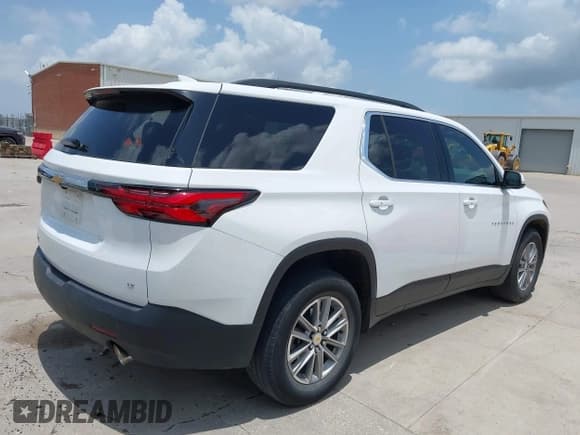 ✅ 2022 Chevrolet Traverse LT Cloth • VIN: 1GNERGKW4NJ183708 • Lot: 42493383. Listed on IAAI with 29,650 mi. Free auction sales archive from the USA and detailed vehicle history report at DreamBid. Image 4.
