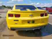 2012 Chevrolet Camaro 2LT z VIN 2G1FC1E3XC9144913, wystawiony jako Copart lot #81839475 z przebiegiem 160 904 mil mil oraz Szkoda całkowita • Salvage title. Historia ofert i sprzedaży dostępna na DreamBid. Obrazek 6.