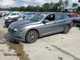 ✅ 2020 Volkswagen Jetta S • VIN: 3VWCB7BU9LM042374 • Lot: 69834965. Wystawiony na Copart z przebiegiem 194 691 mil. Bezpłatny archiwum sprzedaży aukcyjnych z USA i szczegółowy raport historii pojazdu na DreamBid. Zdjęcie 1.